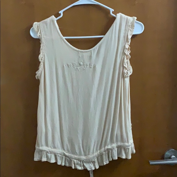 Top - Picture 2 of 2